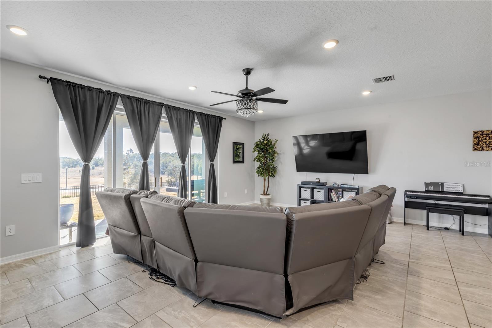 STONEYBROOK HILLSB - Residential