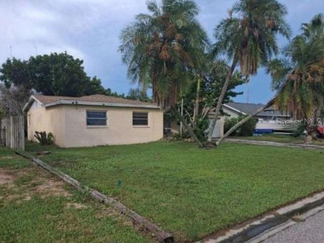 Photo of 6942 Grande Vista Way S, South Pasadena, FL 33707 (MLS # O6445510)