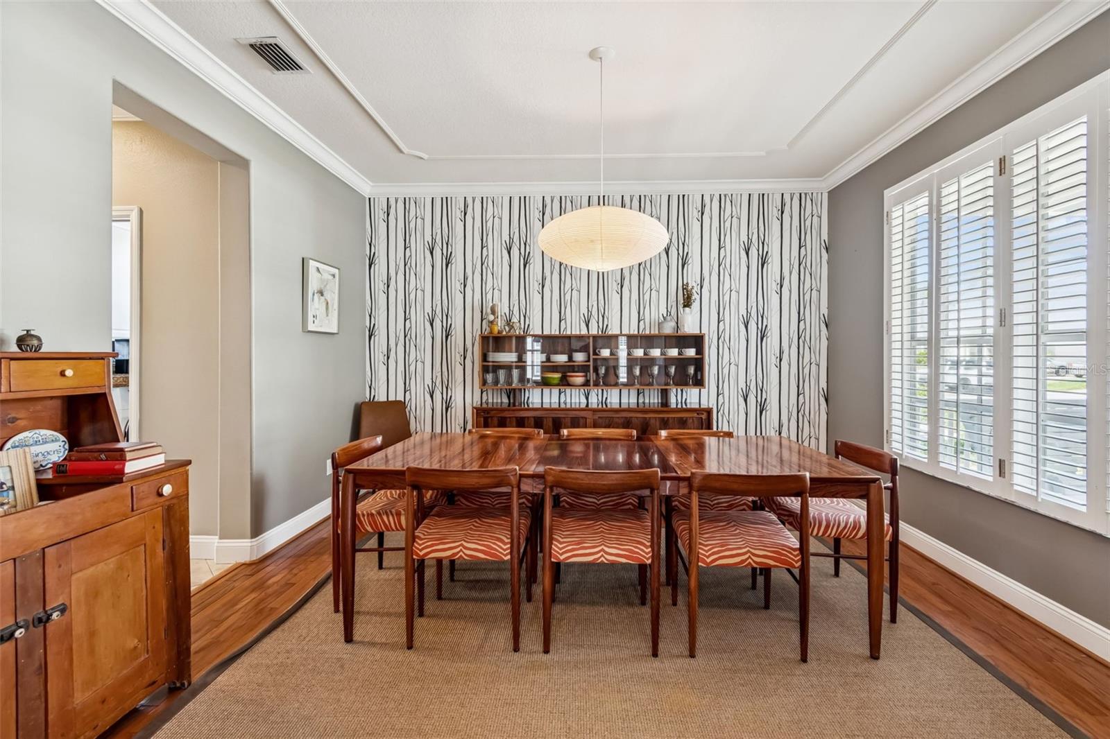 3 TS / MARYLAND MANOR 2ND UNIT - Residential