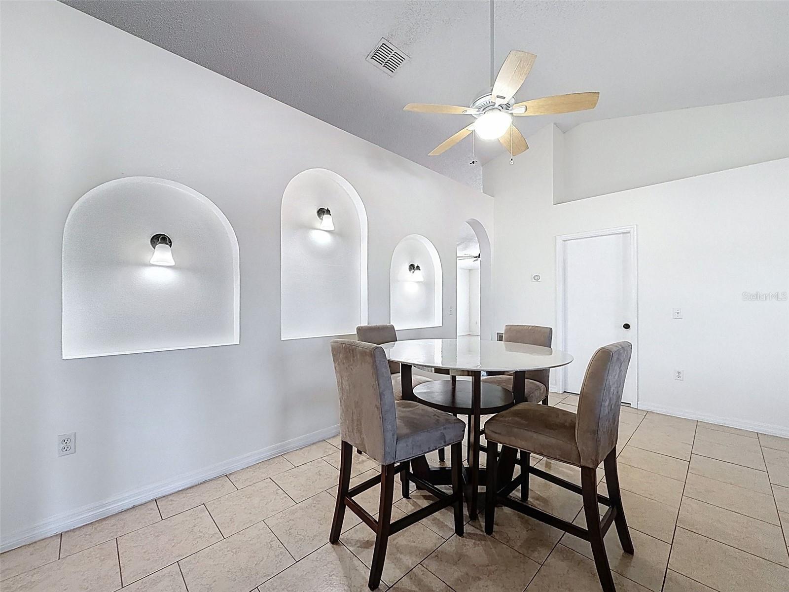 SPRING HILL - Residential