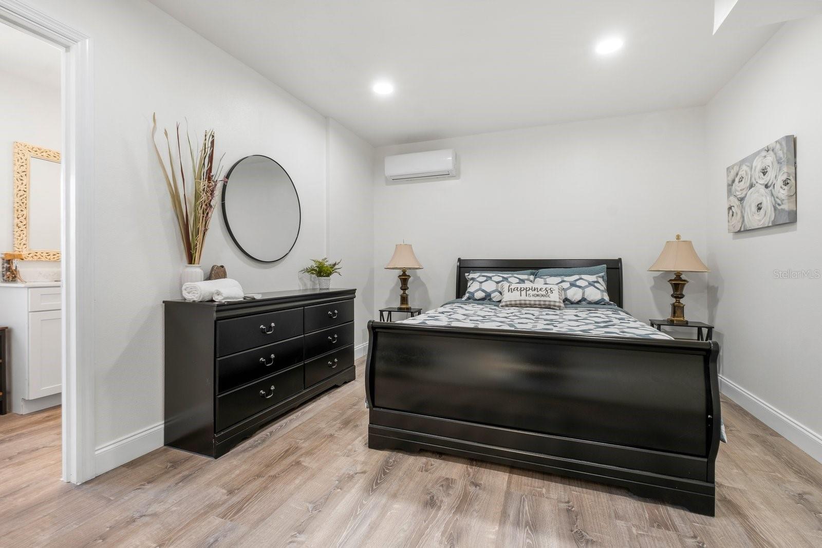 TARPON POINT - Residential