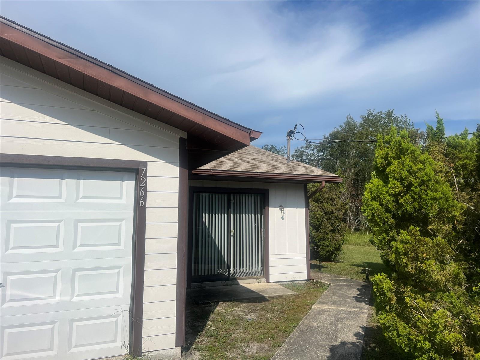 SPRING HILL - Residential Lease