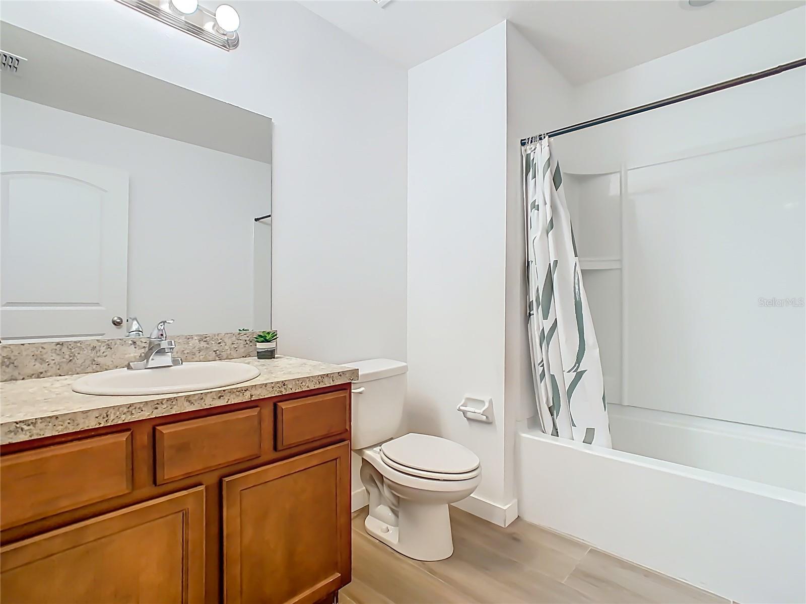 VILLAGES/BRIDGEWATERVILLAGE 08 - Residential