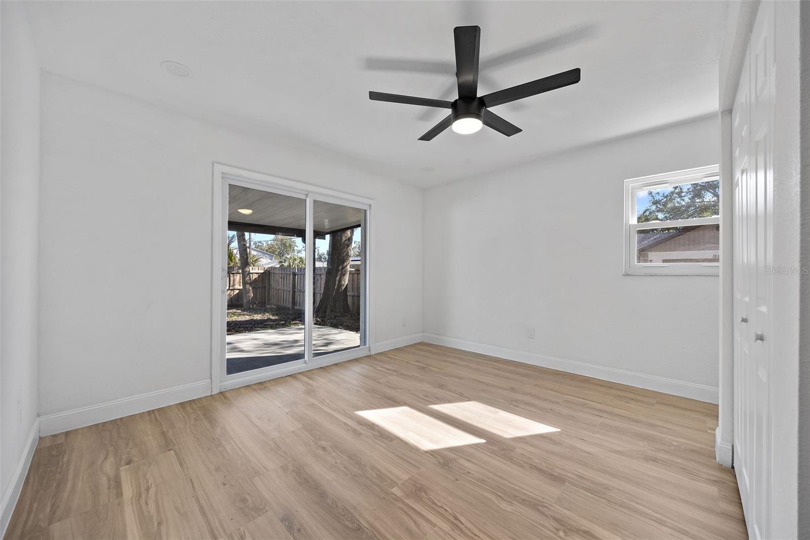 SUNSET ADD - Residential