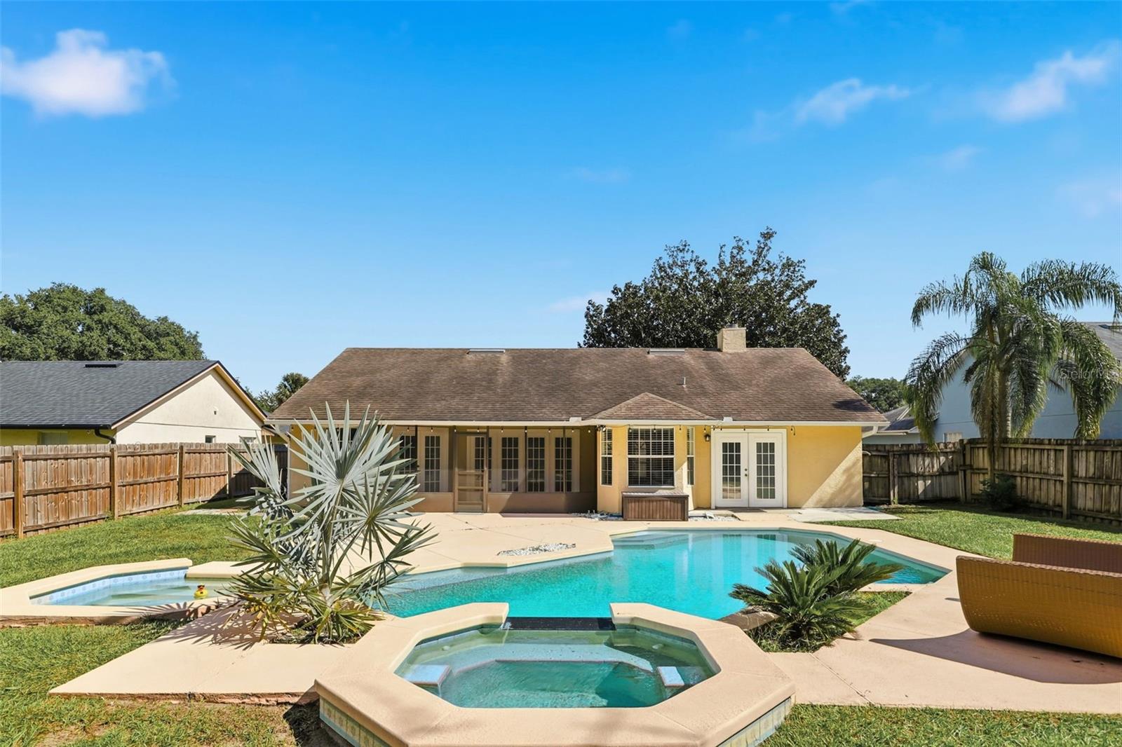 SILVER ROSE PH 02 - Residential