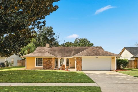 Photo of 248 Sterling Rose Court, Apopka, FL 32703 (MLS # O6355997) Photo of 248 Sterling Rose Court, Apopka, FL 32703 (MLS # O6355997)