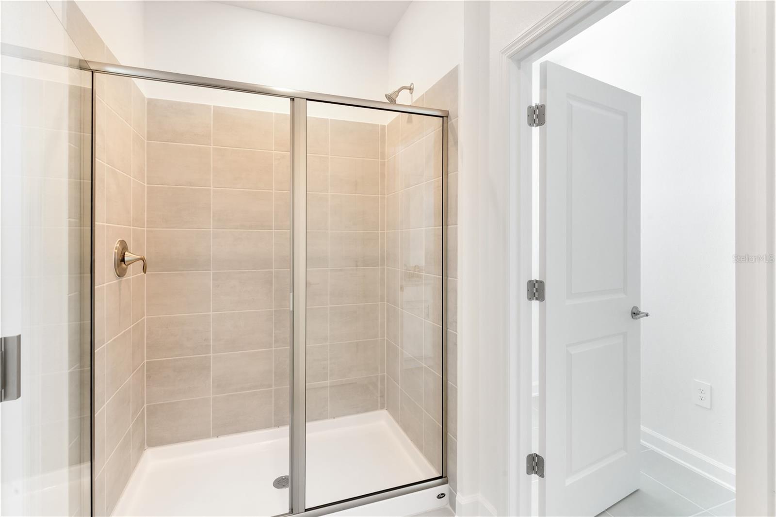 WELLNESS WAY 60S - Residential Lease