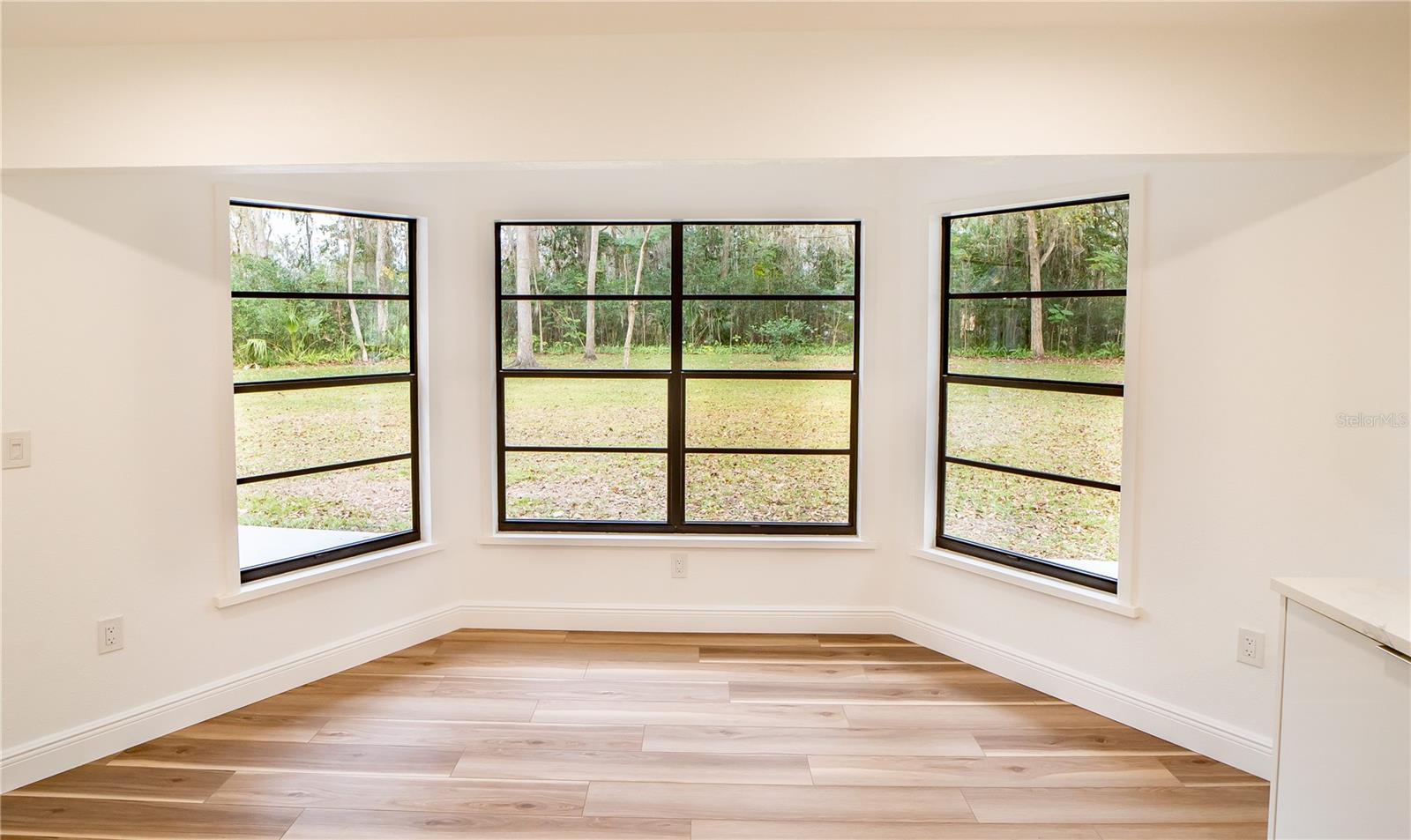 OAK CENTRE - Residential