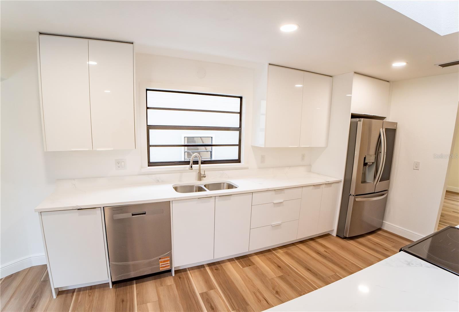 OAK CENTRE - Residential