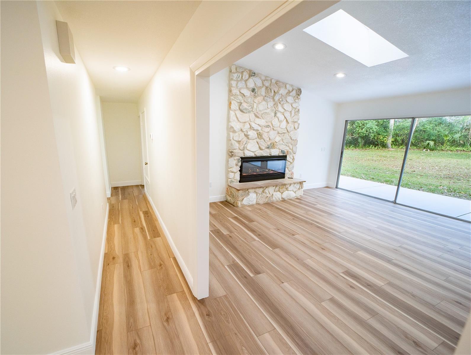 OAK CENTRE - Residential