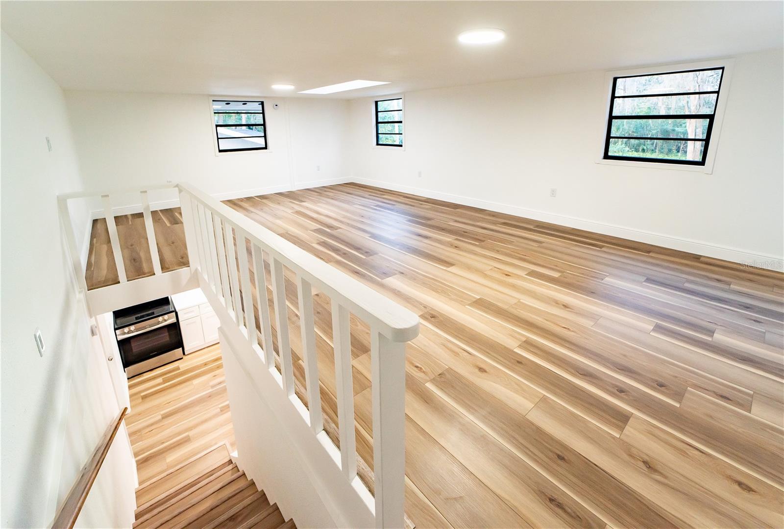 OAK CENTRE - Residential