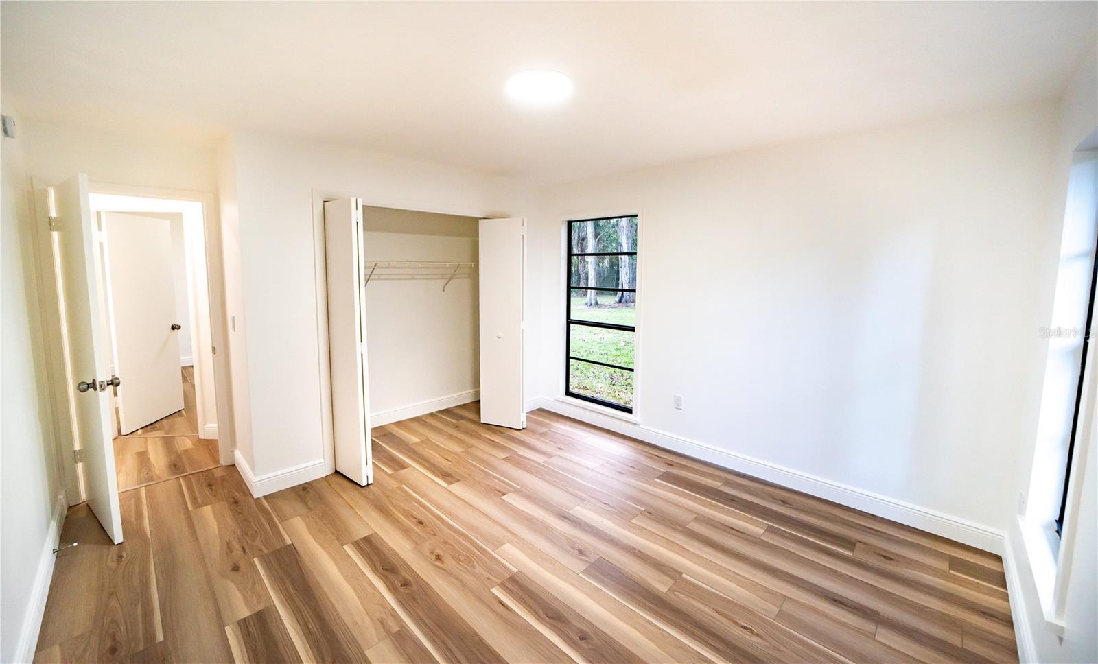 OAK CENTRE - Residential