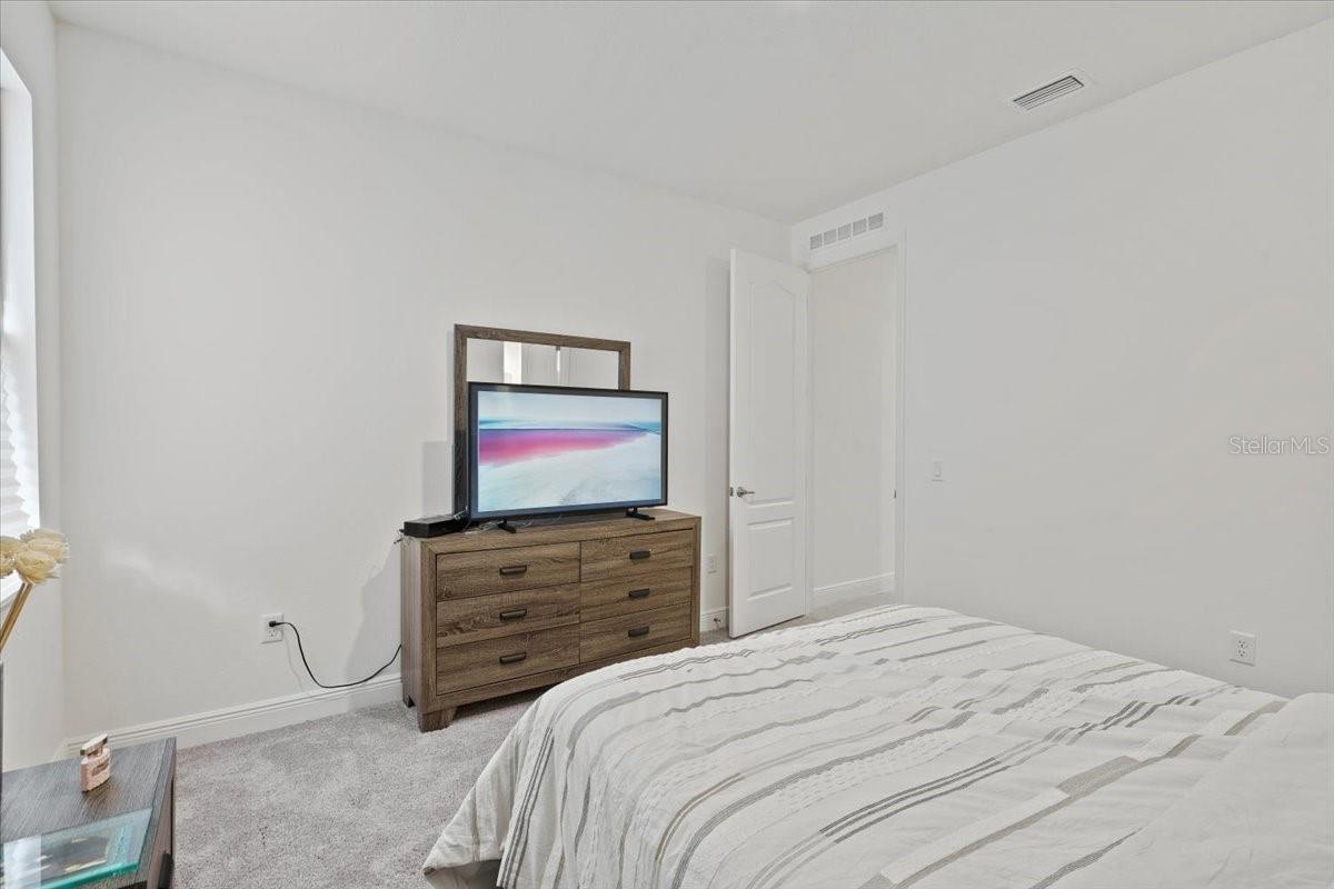 TARA ESTATES PB 37 PG 46 - Residential