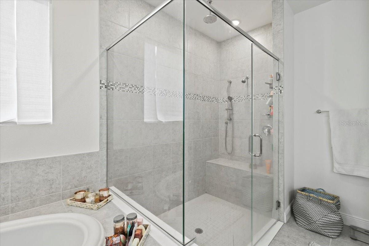 TARA ESTATES PB 37 PG 46 - Residential