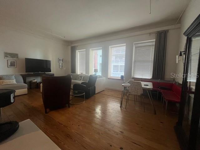 SPAIN LOFTS - Residential Lease