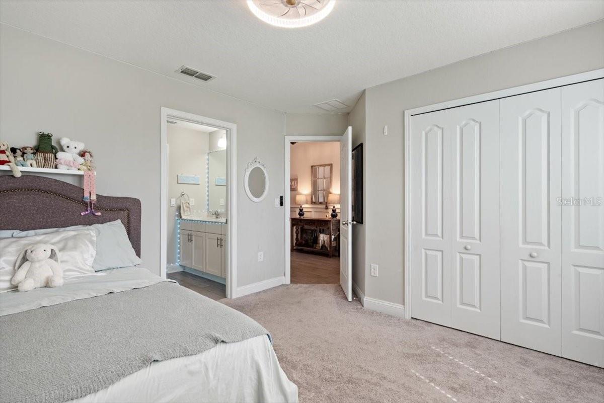 ROCK SPRINGS FARMS - Residential