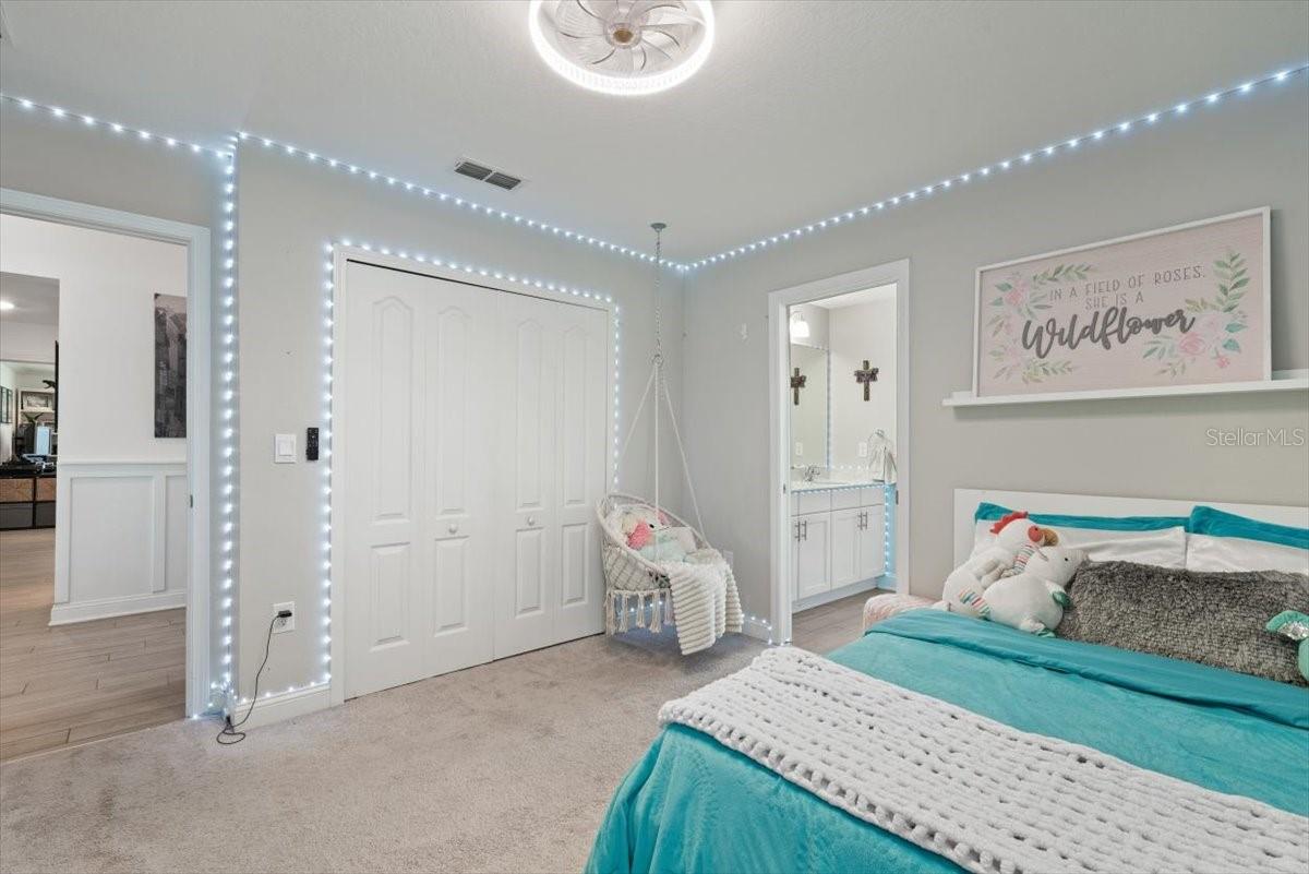 ROCK SPRINGS FARMS - Residential