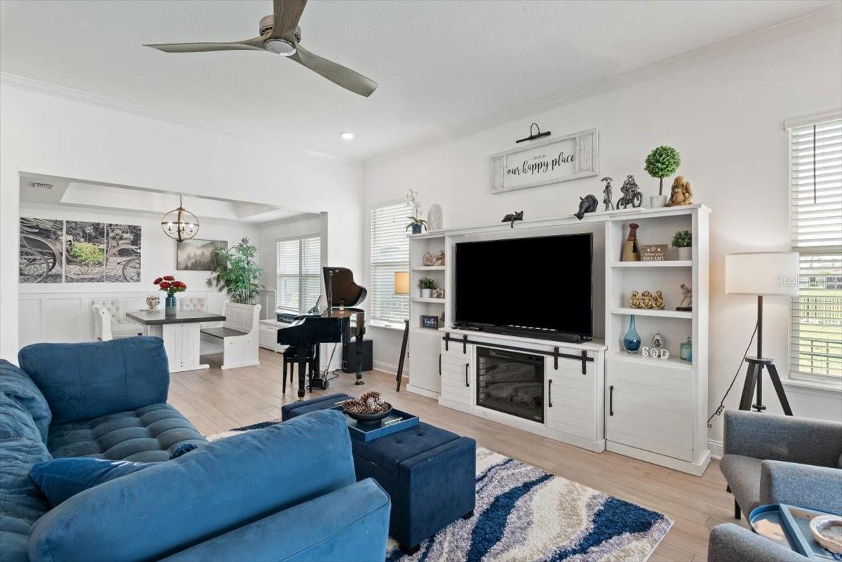 ROCK SPRINGS FARMS - Residential