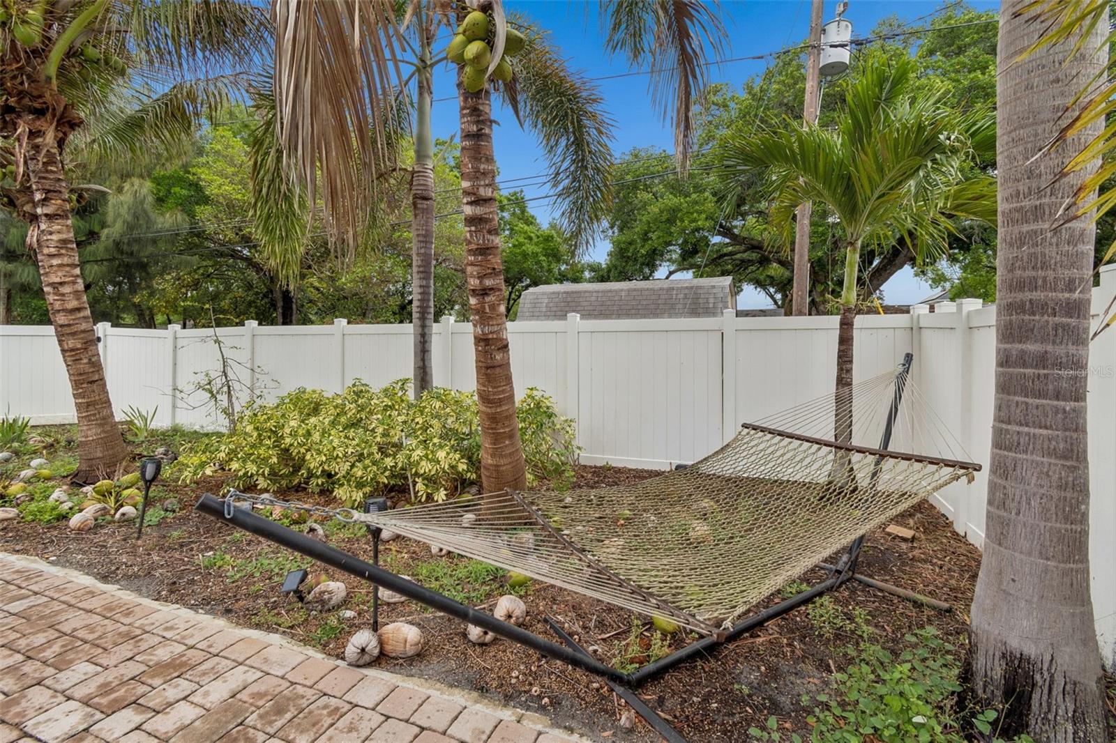 SNELL SHORES - Residential