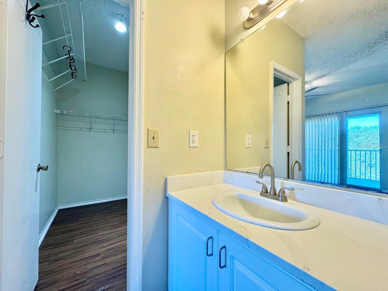 THE LANDINGS OF TAMPA A CONDOM - Residential