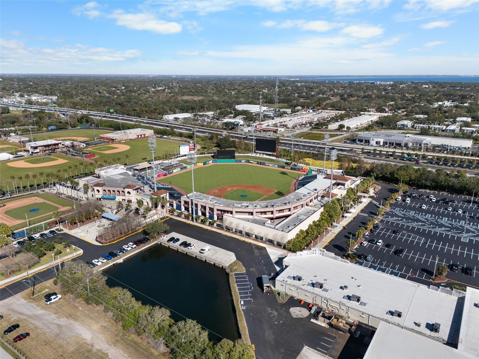 COLLEGE HILL ESTATES - Residential