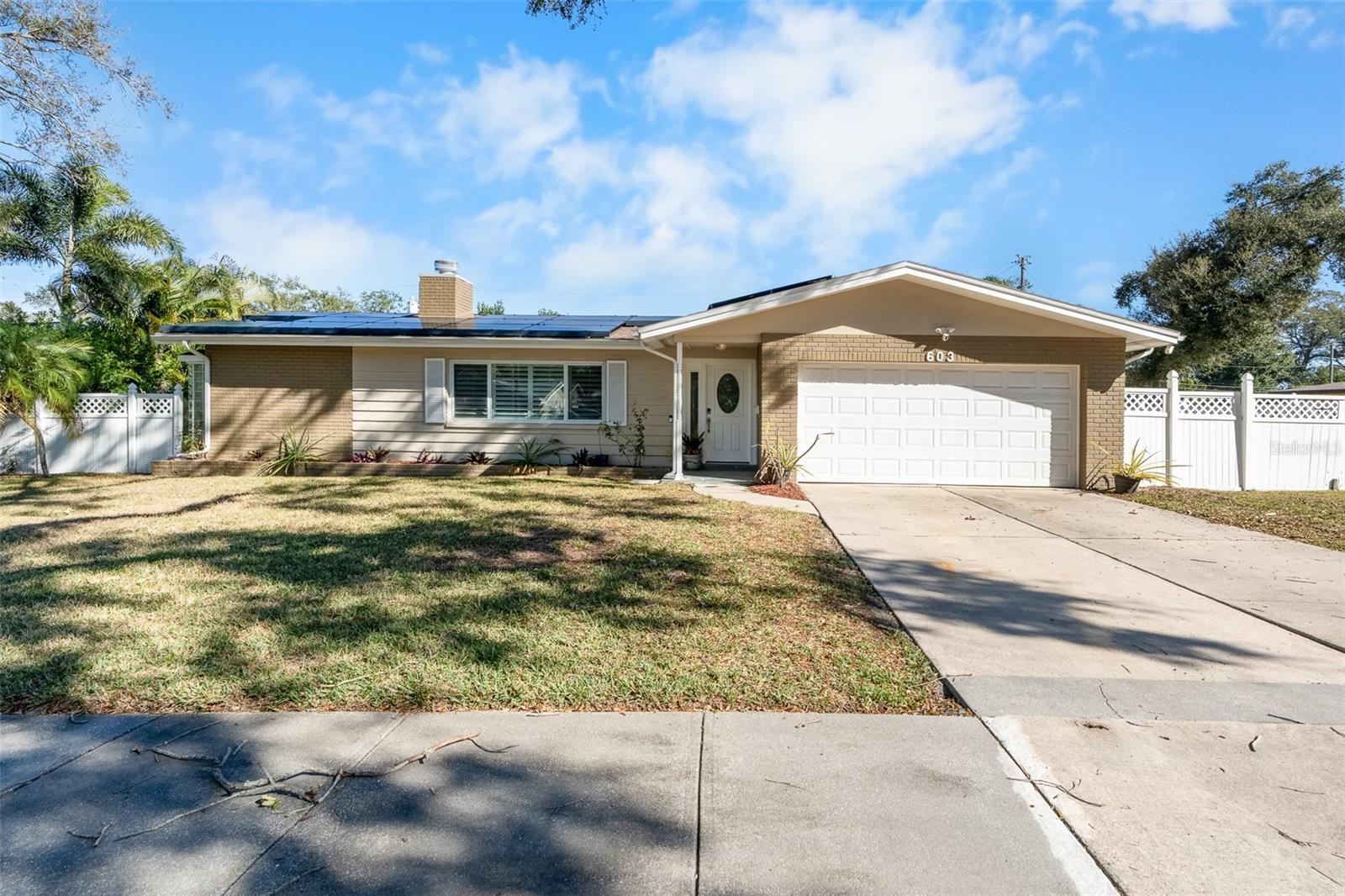 COLLEGE HILL ESTATES - Residential