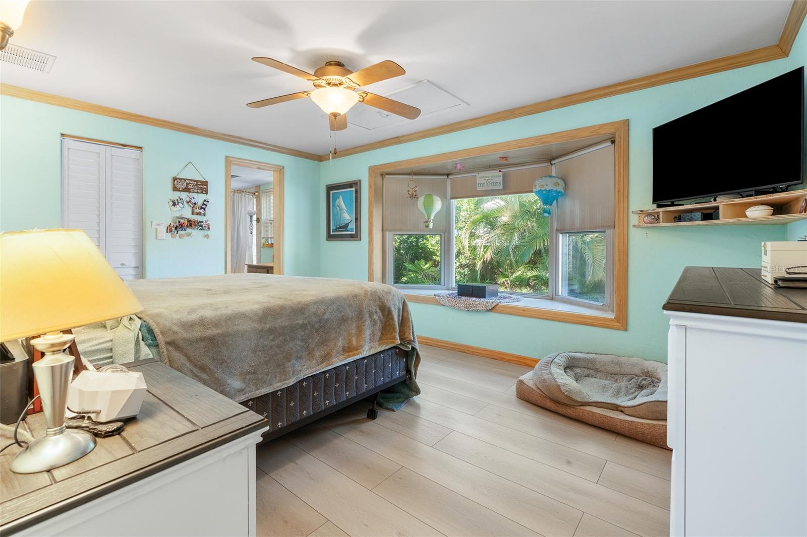 COLLEGE HILL ESTATES - Residential