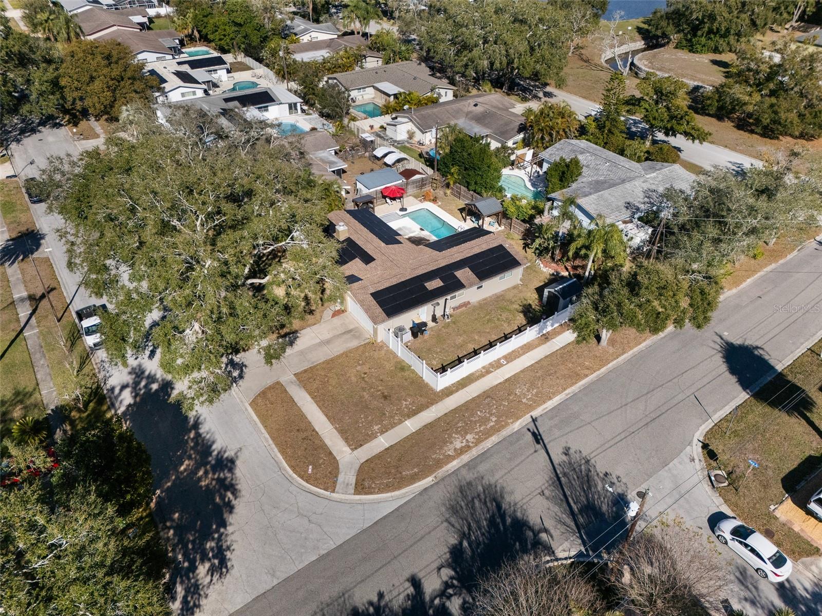 COLLEGE HILL ESTATES - Residential