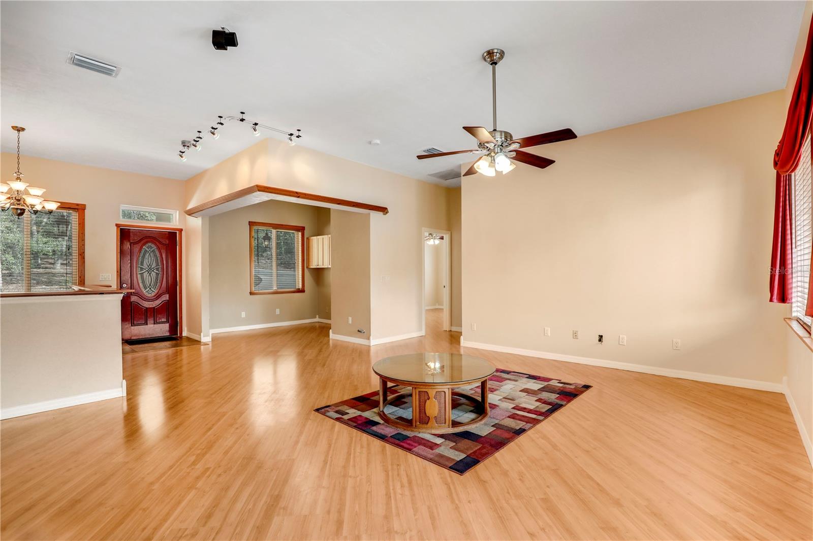 LOCH LOMMOND - Residential