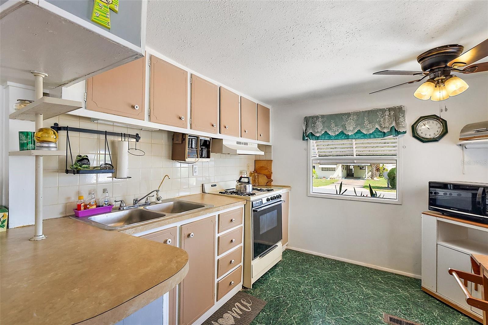 IMPERIAL MOBILE TERRACE SUB - Residential