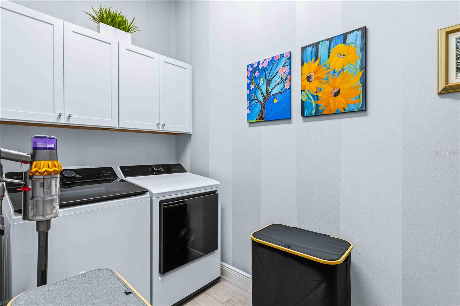 WAVERLEY - Residential