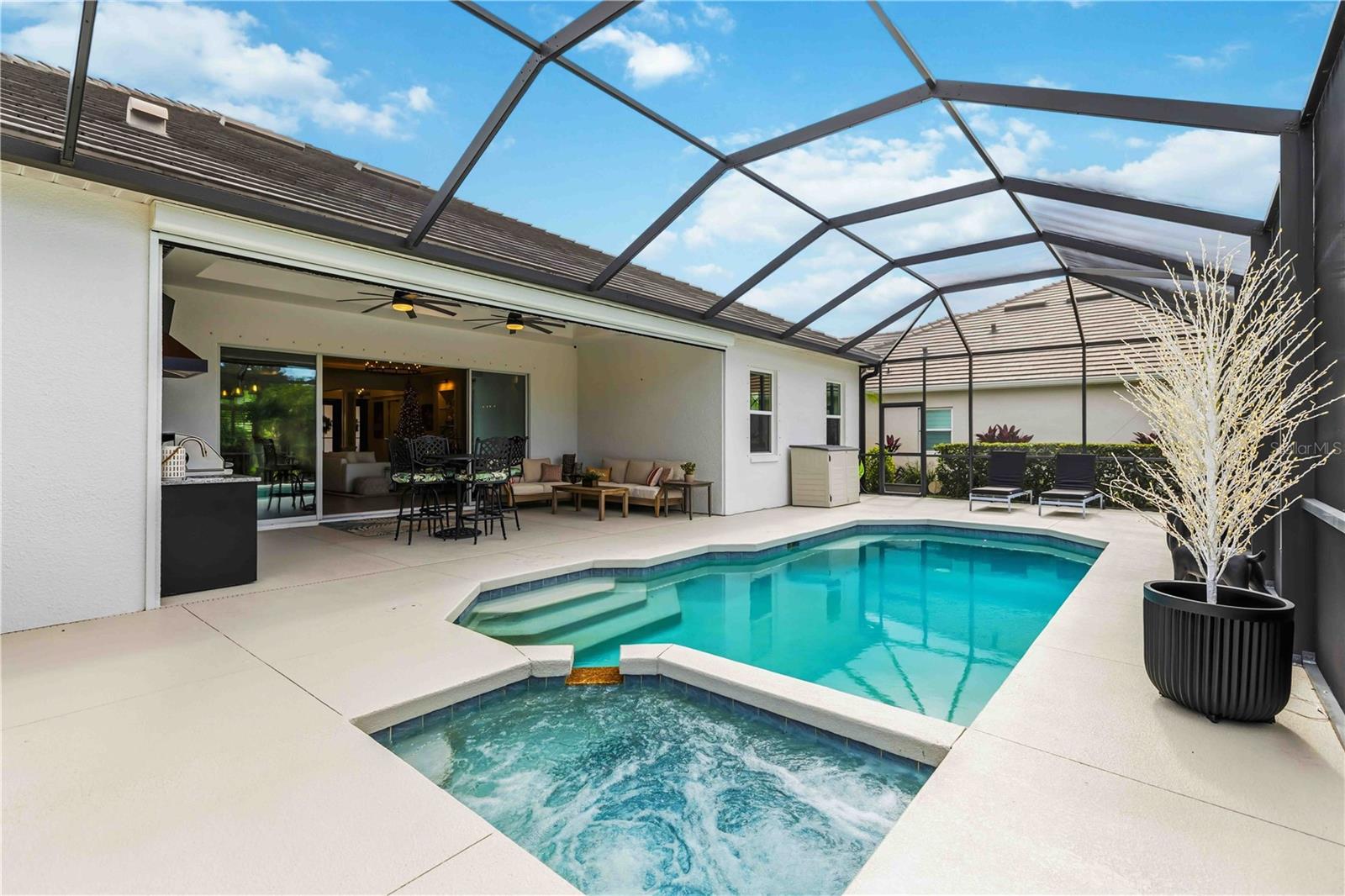 WAVERLEY - Residential