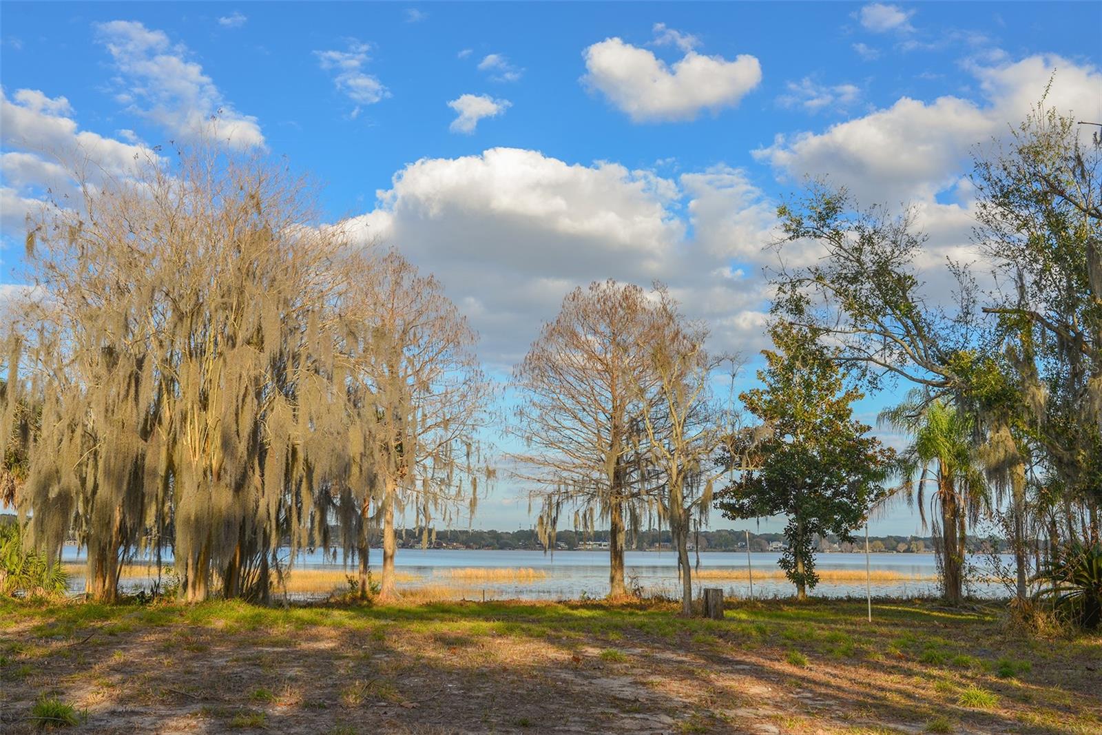 MARINA BAY ESTATES - Land