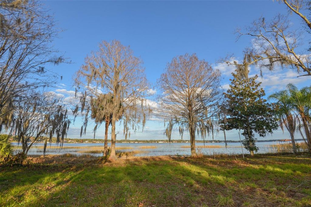 Photo of 11010 Schooner Way, Windermere, FL 34786 (MLS # O6381886)