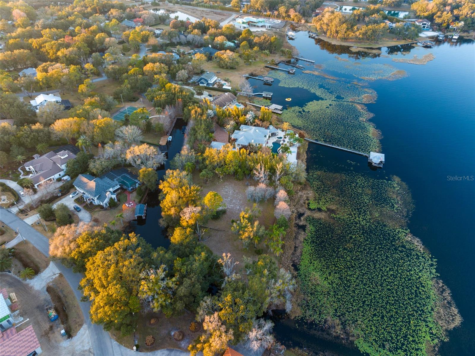MARINA BAY ESTATES - Land