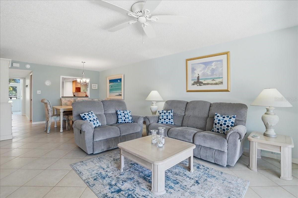 WESTBAY POINT & MOORINGS II - Residential