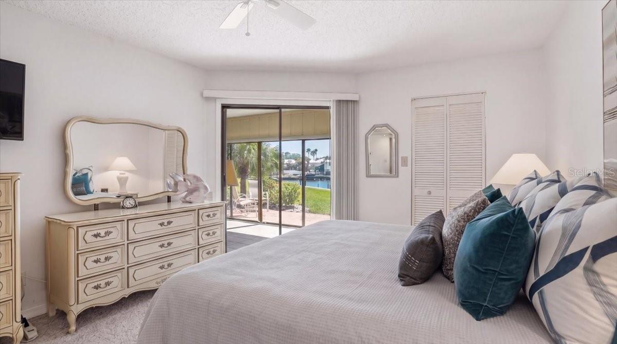WESTBAY POINT & MOORINGS II - Residential
