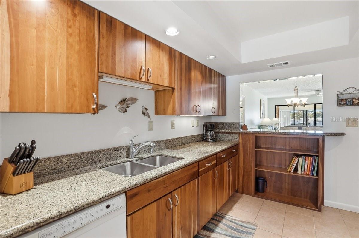 WESTBAY POINT & MOORINGS II - Residential
