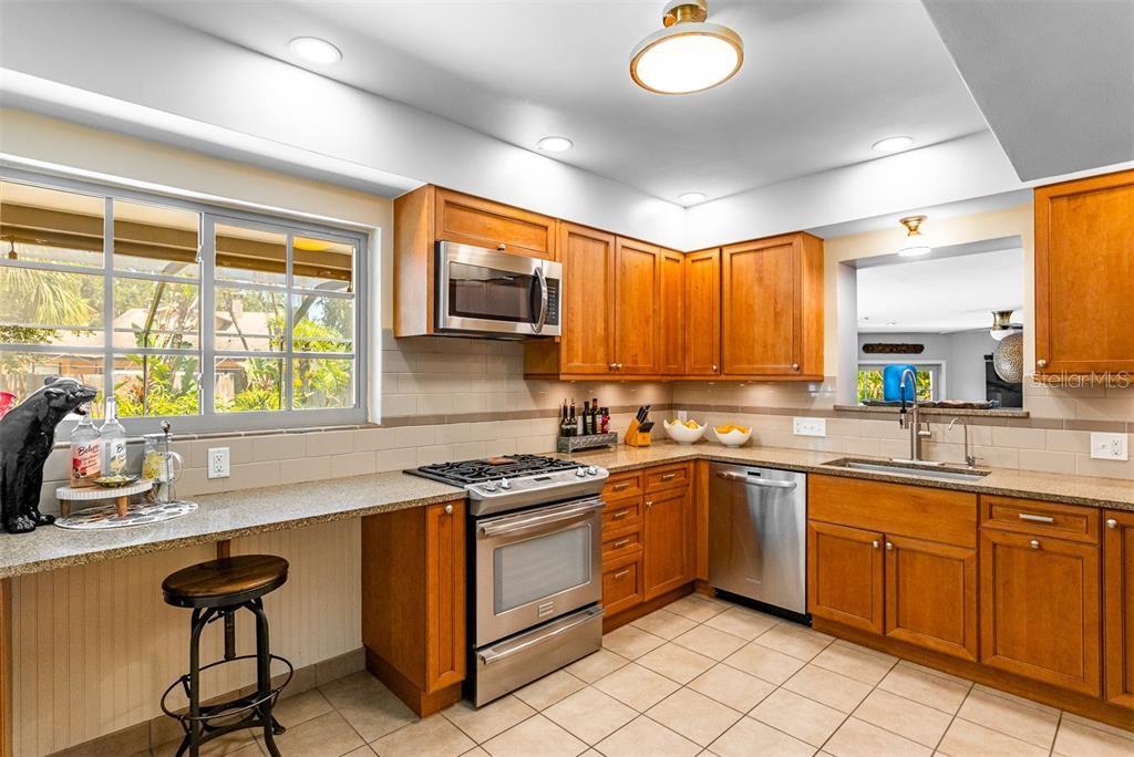 ALLENDALE TERRACE BLKS A-B-1-2-3-4-5-6 - Residential