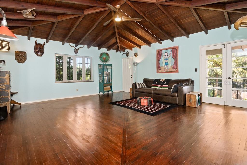 ALLENDALE TERRACE BLKS A-B-1-2-3-4-5-6 - Residential