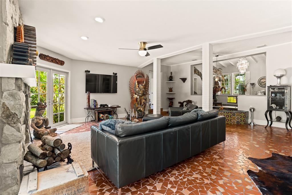 ALLENDALE TERRACE BLKS A-B-1-2-3-4-5-6 - Residential