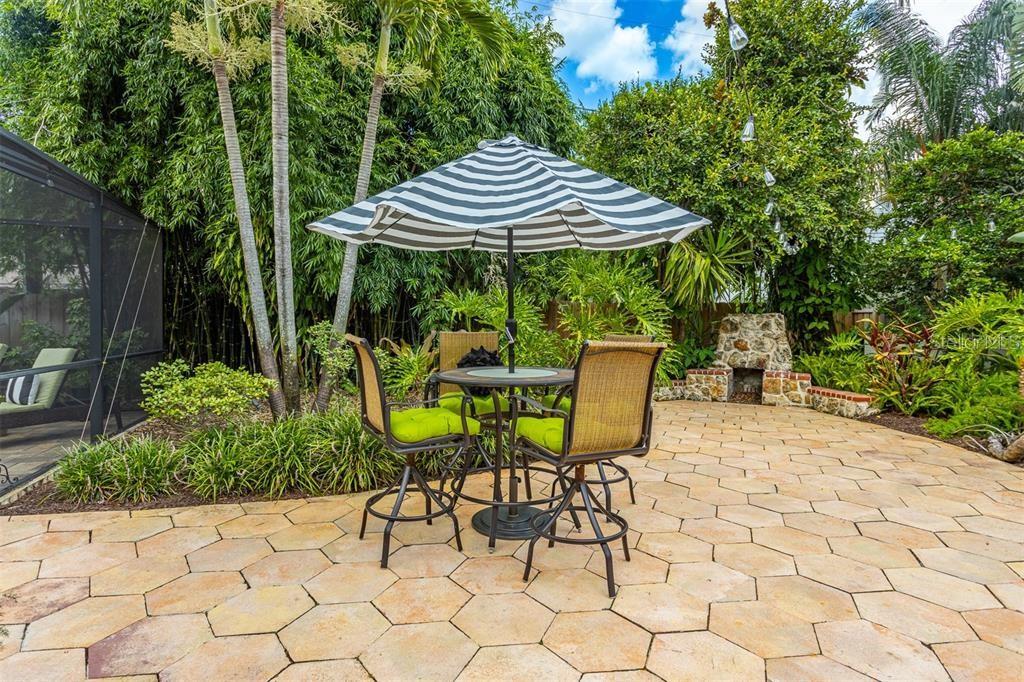 ALLENDALE TERRACE BLKS A-B-1-2-3-4-5-6 - Residential