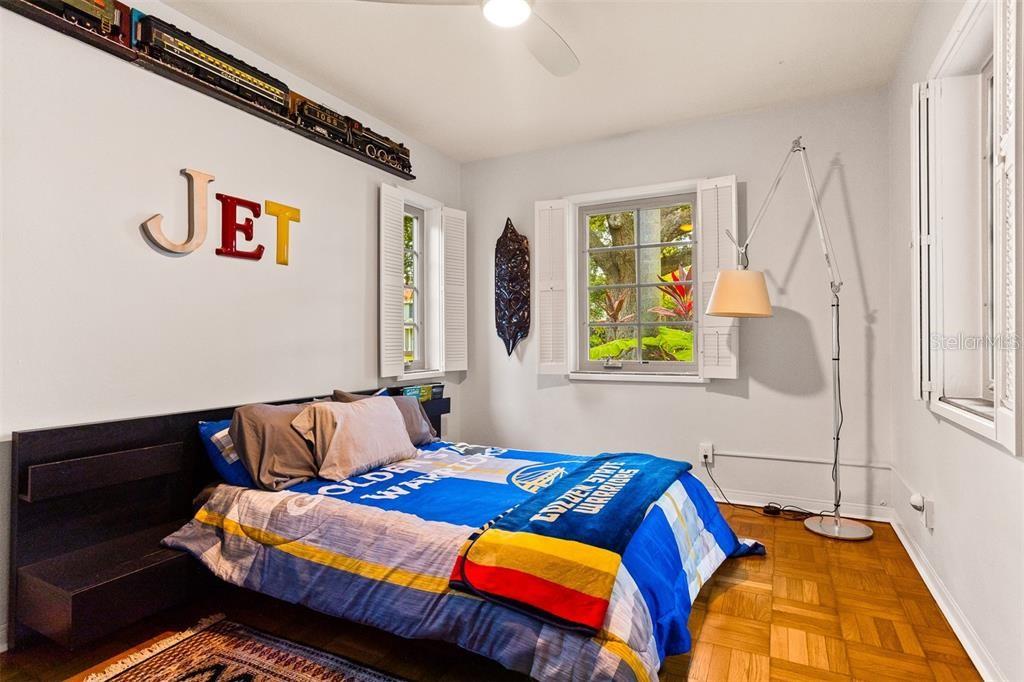 ALLENDALE TERRACE BLKS A-B-1-2-3-4-5-6 - Residential