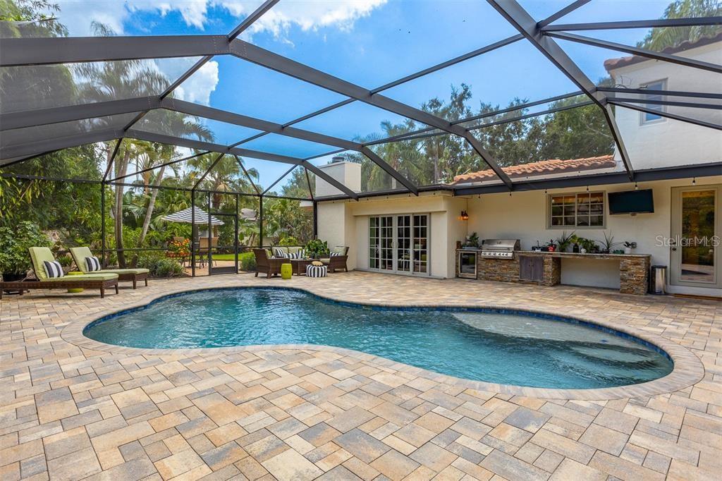 ALLENDALE TERRACE BLKS A-B-1-2-3-4-5-6 - Residential