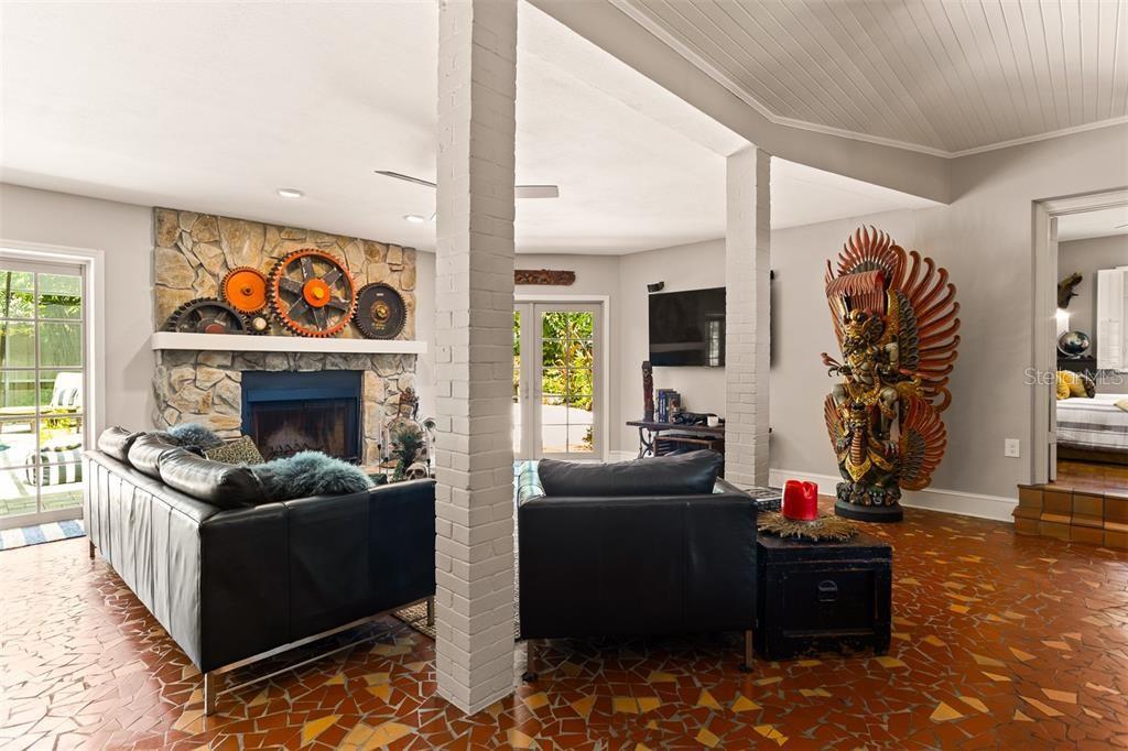 ALLENDALE TERRACE BLKS A-B-1-2-3-4-5-6 - Residential