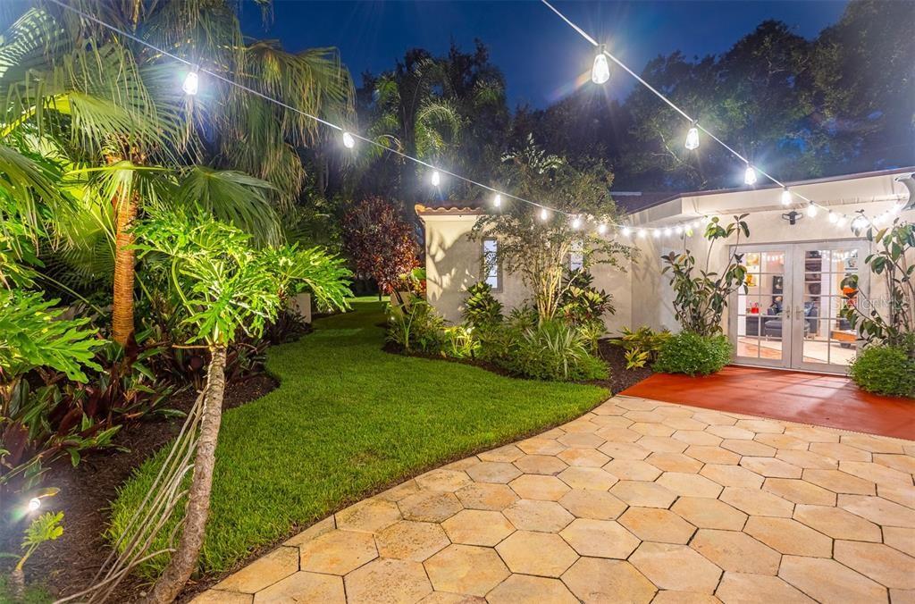 ALLENDALE TERRACE BLKS A-B-1-2-3-4-5-6 - Residential