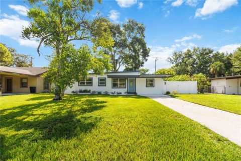 Photo of 115 Hays Drive, Sanford, FL 32771 (MLS # FC311331)