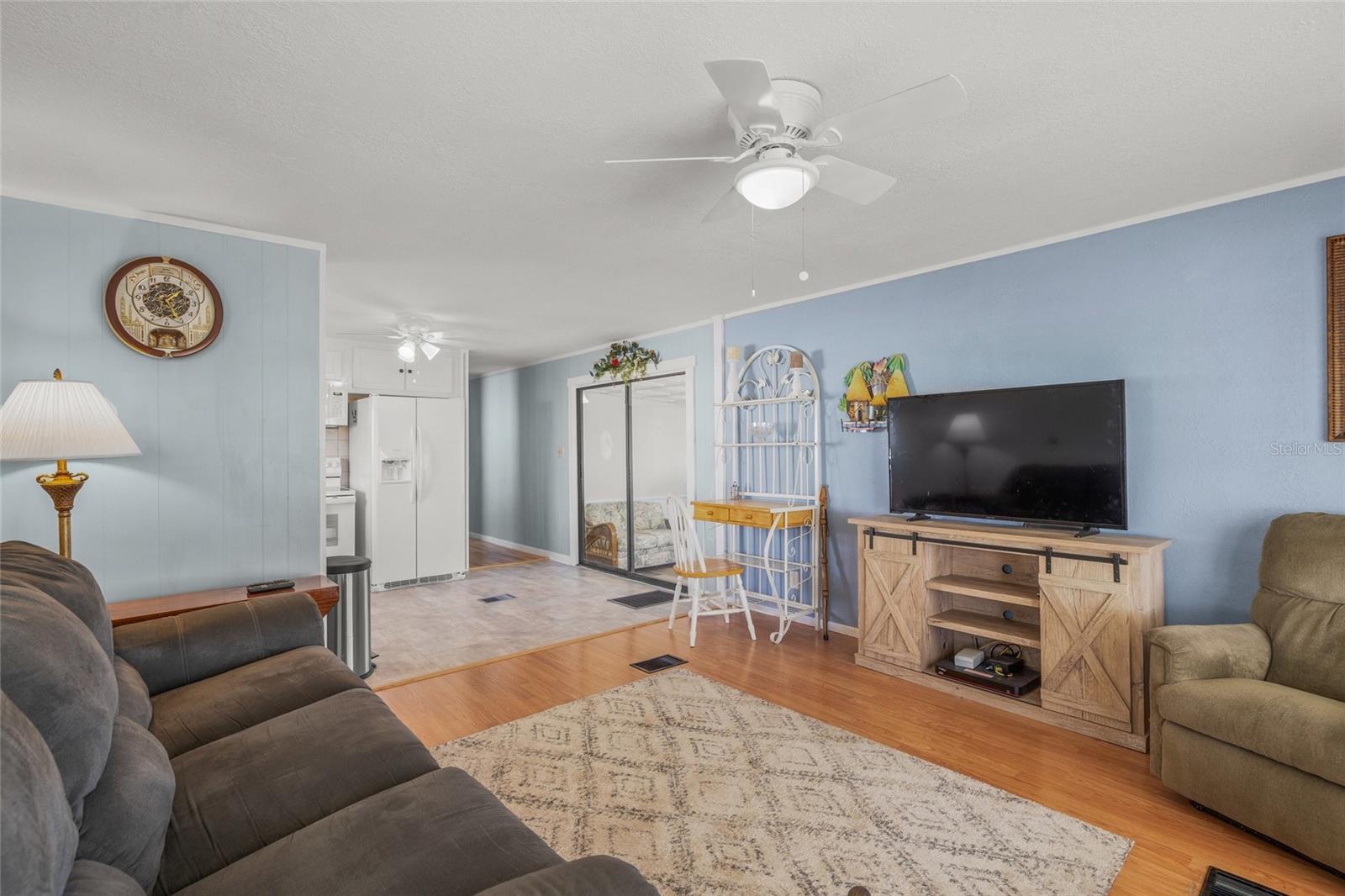 HARBOR COVE - Residential Lease