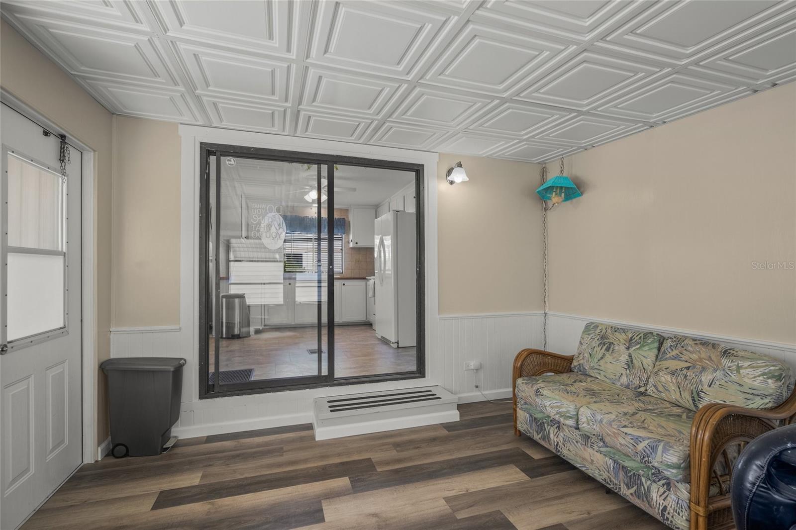 HARBOR COVE - Residential Lease