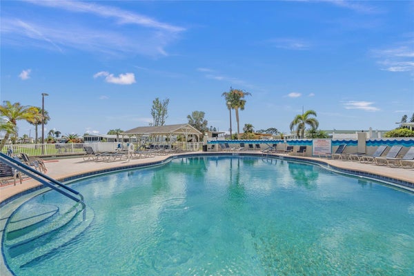 303 MARLETTE DR, NORTH PORT, FL 34287 - Image ea88db7defb010ab65f68bd1e7c1be13/426984268